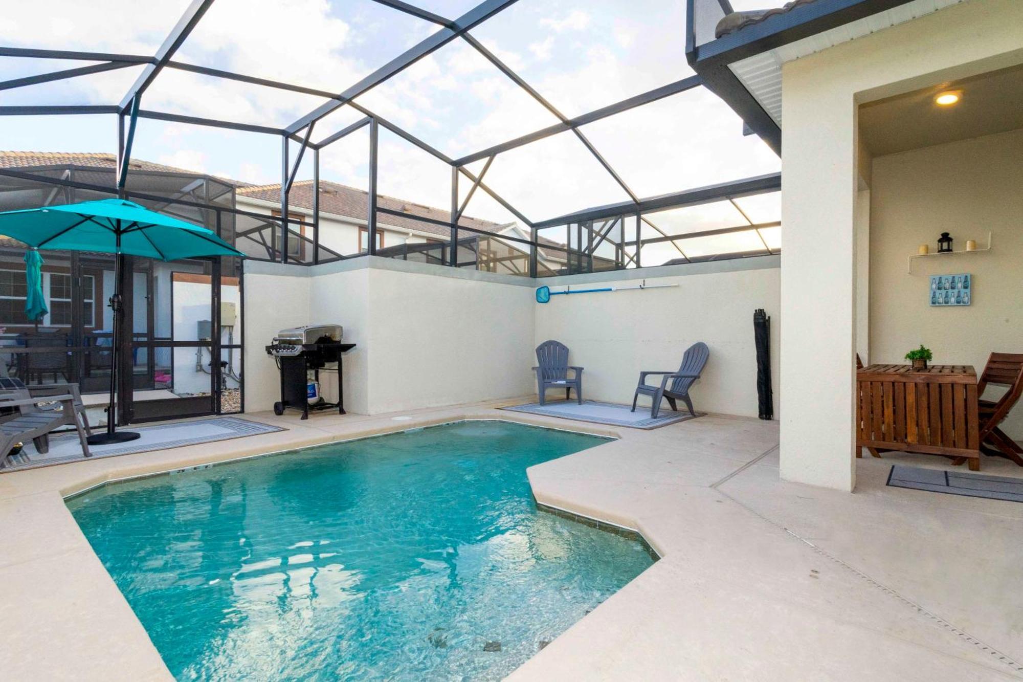 Magnificent 5bd W/ Pool Close To @storey 4800 Сasa de vacaciones *